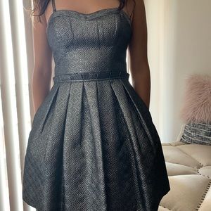 Guess metallic dress with pockets!